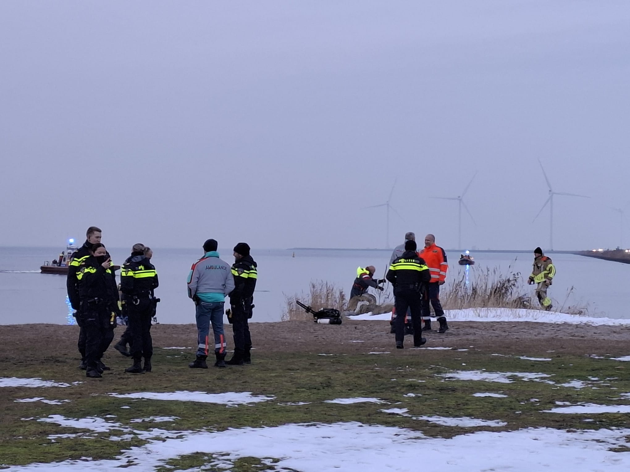 Reddingsboot op het water